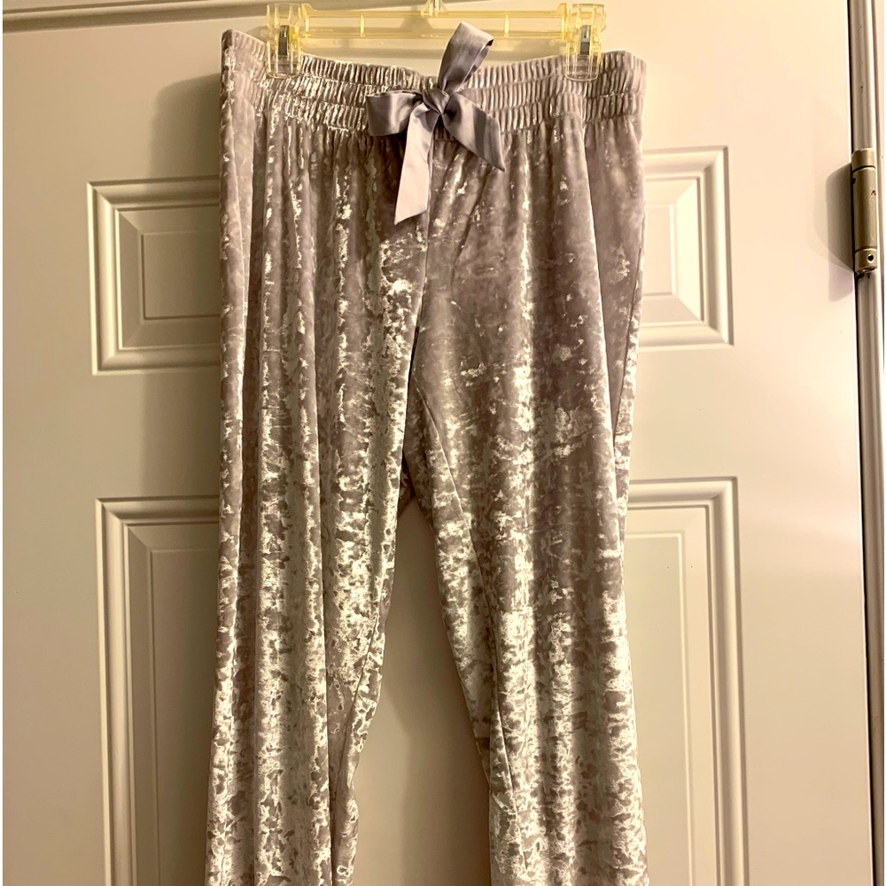 Victoria’s Secret lounge pant